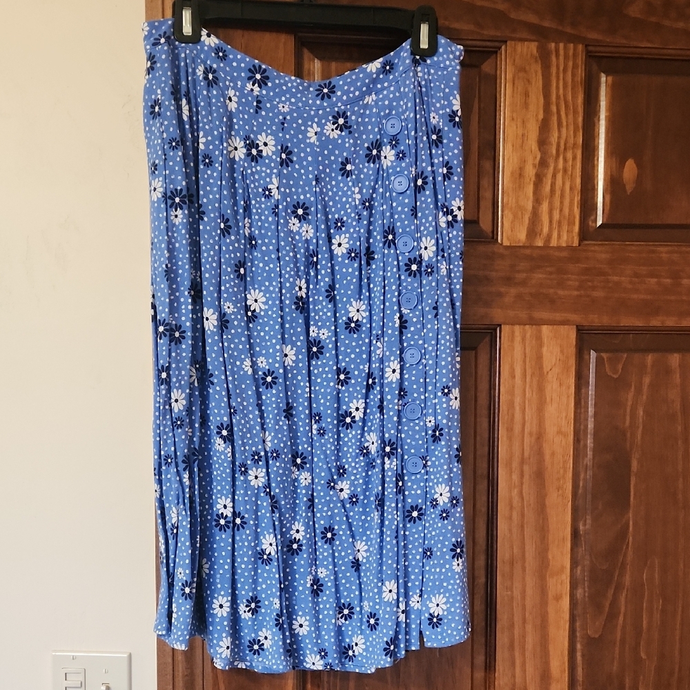 Talbots Blue and White Pleated Midi Skirt